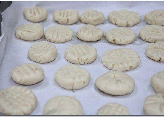 Greaseproof Paper For Bakeries